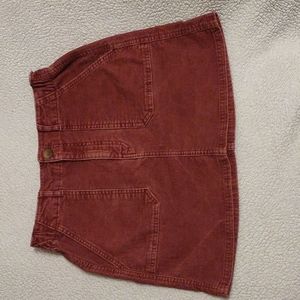 American eagle maroon skirt